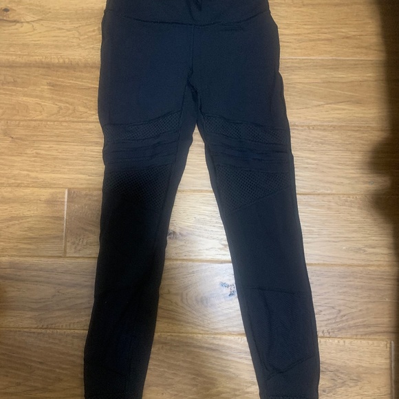 LAST CHANCE! Black Lululemon Leggings with Mesh Cut Outs - Picture 3 of 3